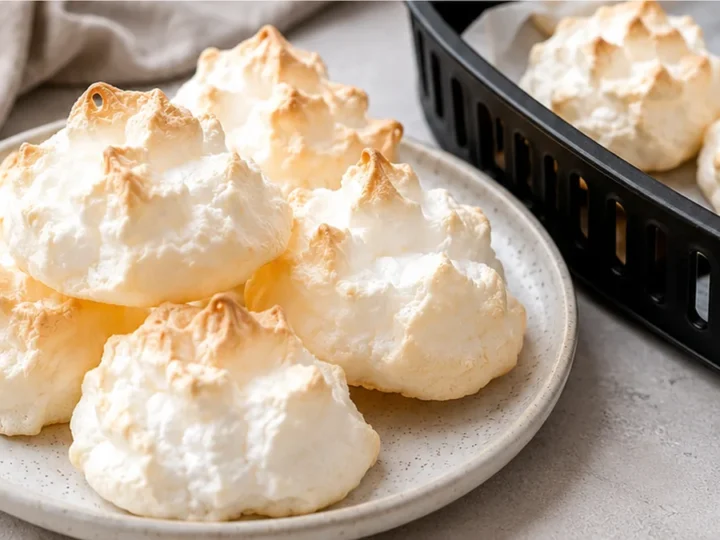 Nuages de Meringue au Airfryer : Tellement Facile et Magique !
