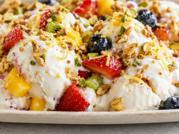 GLACE AU YAOURT : La recette fraîcheur SANS SORBETIÈRE !